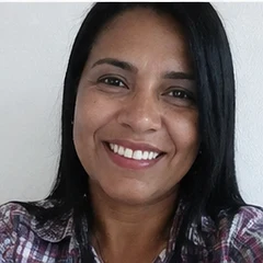 Juliana B.