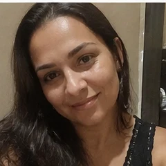 Luana F.